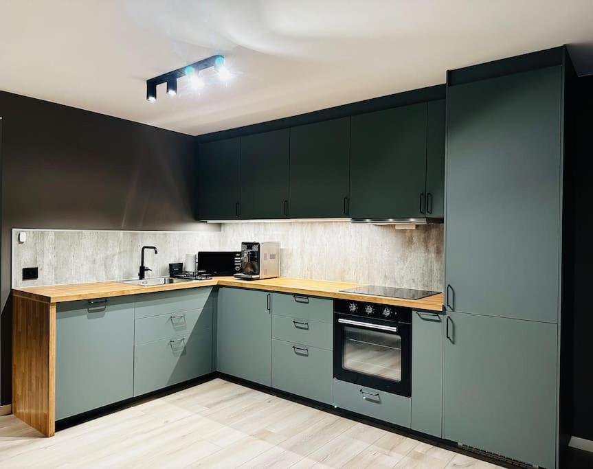 Familievennlig Apartment Tvedestrand Εξωτερικό φωτογραφία